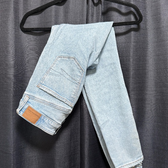 American Eagle Jeans - Picture 1 of 3